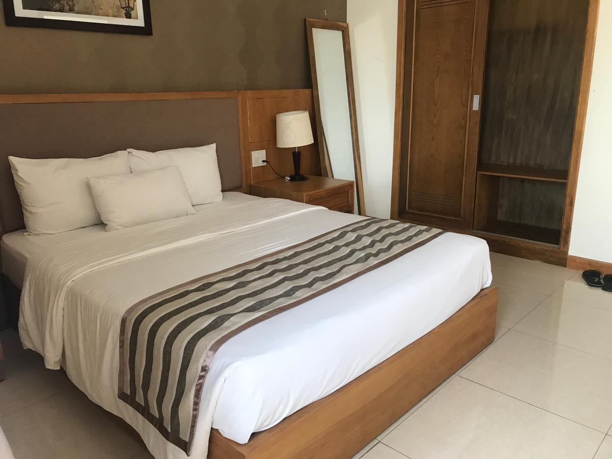 Elegant Hotel Pleiku Esterno foto