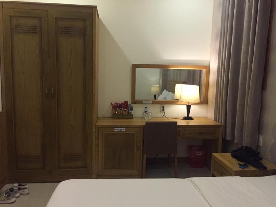 Elegant Hotel Pleiku Esterno foto